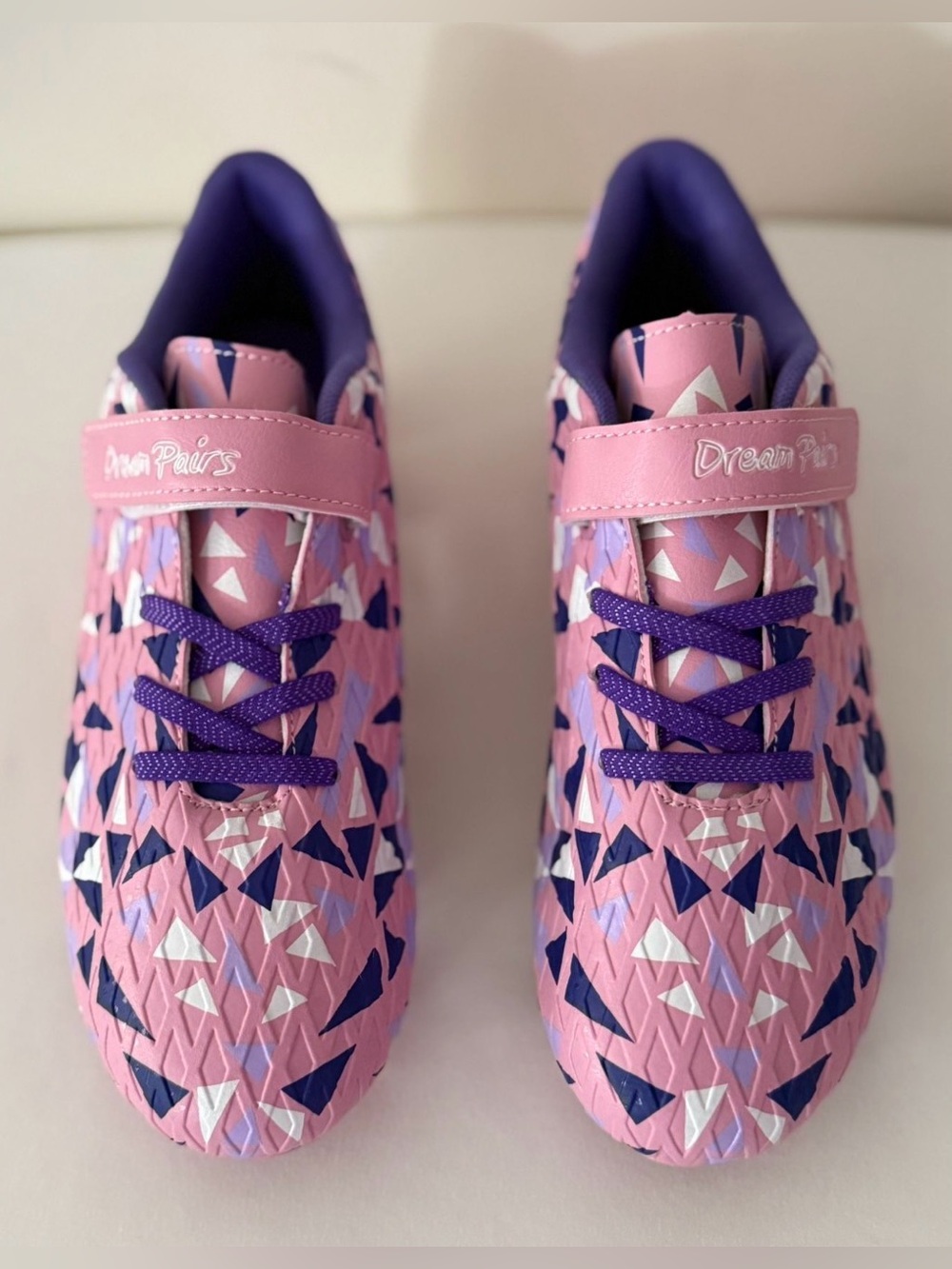 ⚽💖 DREAM PAIRS Youth Soccer Cleats + Socks – Size#6